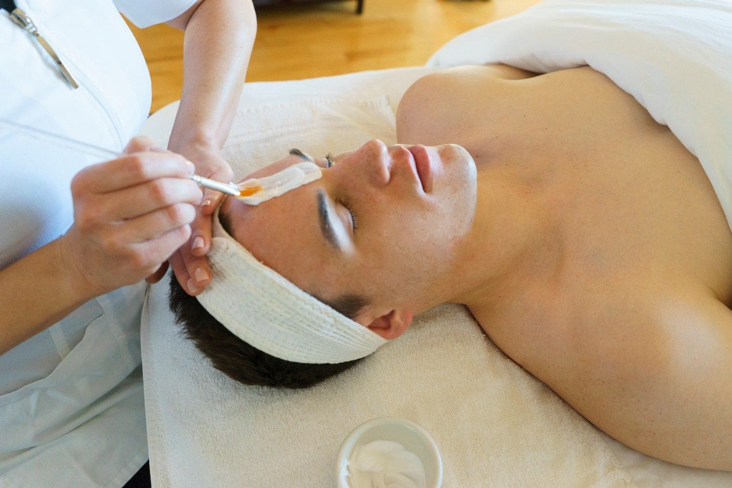 Custom-Facials